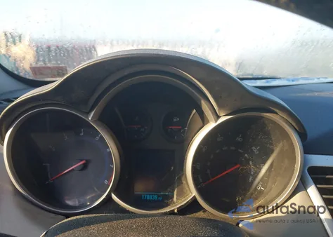 2014 Chevrolet Cruze 1Lt Auto z USA, uszkodzony, nr VIN 1G1PC5SB9E7461447